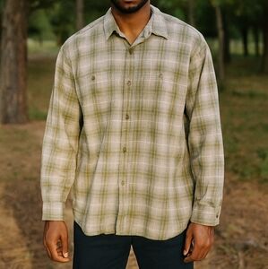 Patagonia Organic Cotton Button Up Long Sleeve Shirt Men
